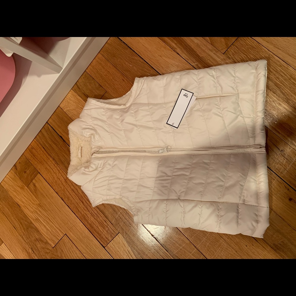 Brand new GAP vest
